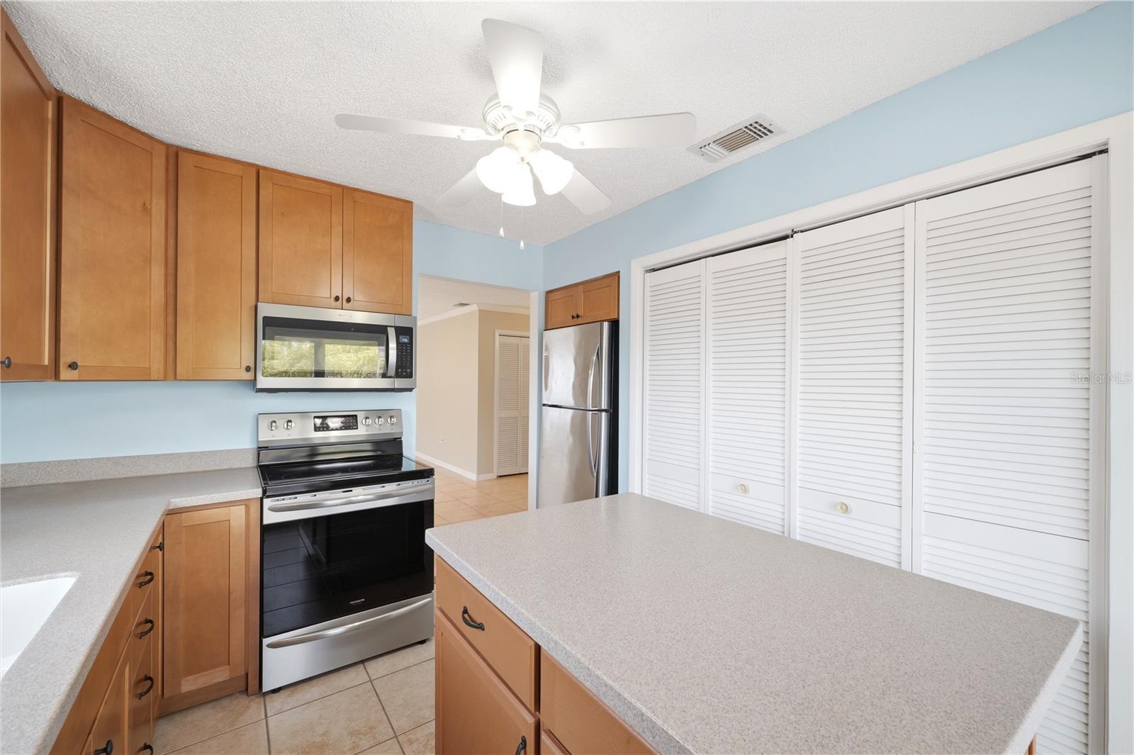 3820 Lighthouse Way Property Photo 6