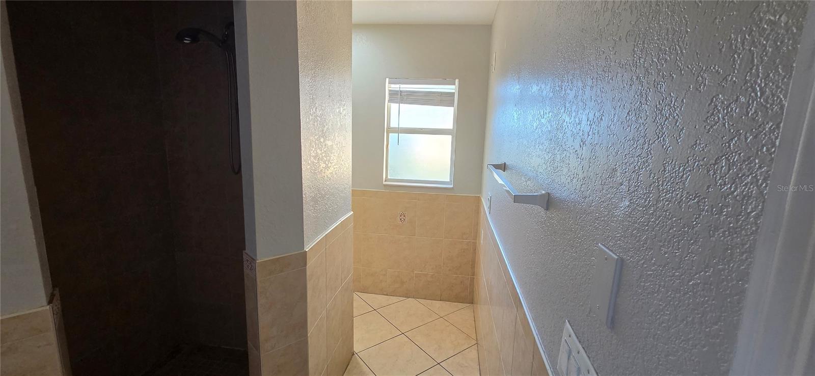 6807 E North Bay St Property Photo 23