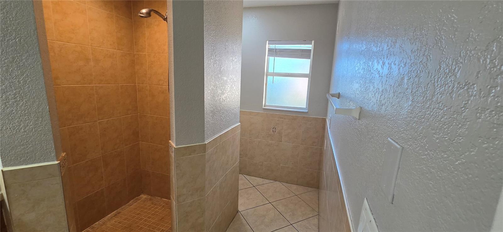 6807 E North Bay St Property Photo 25