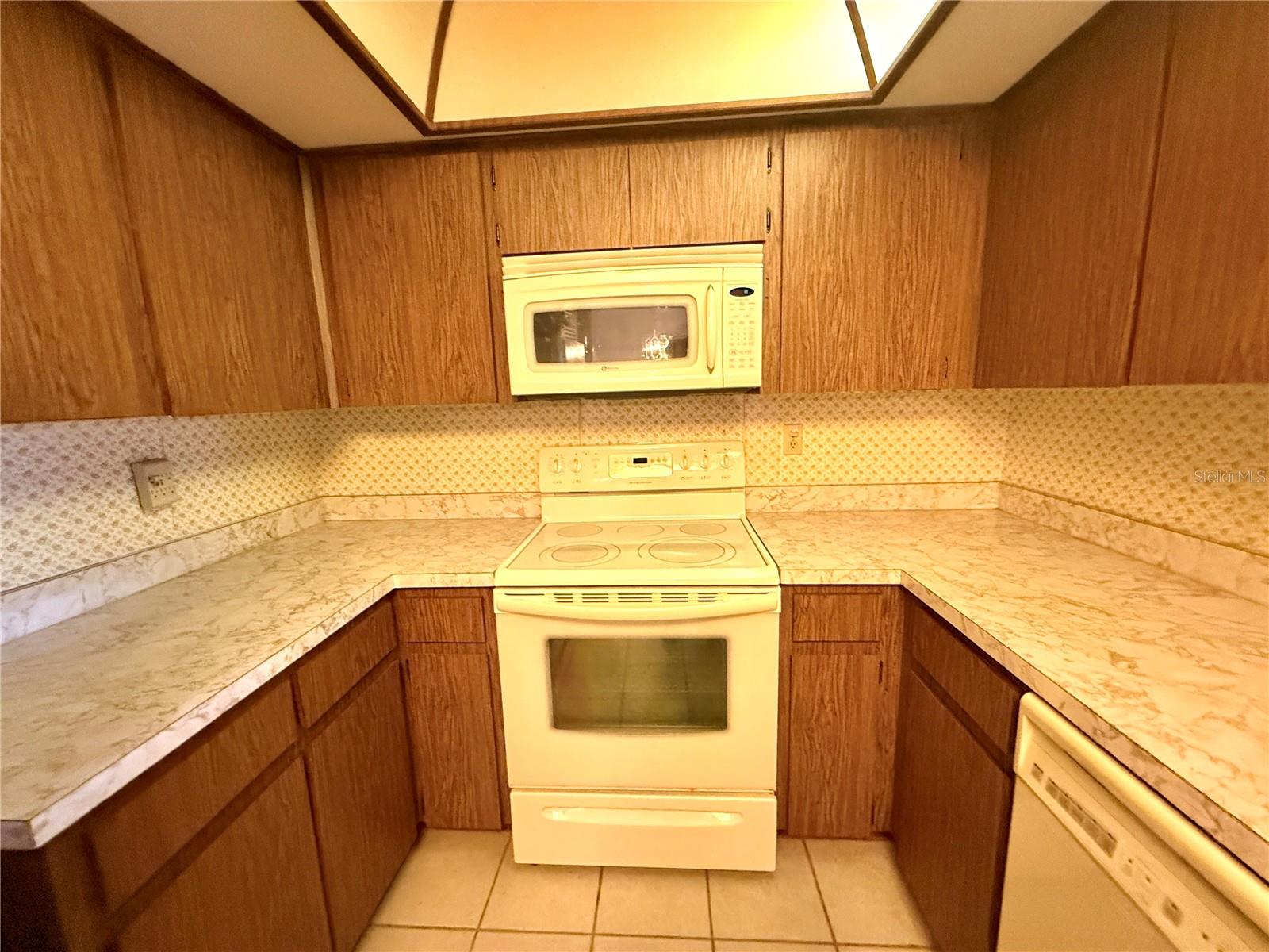 8111 Bugle Ct #2 Property Photo 4