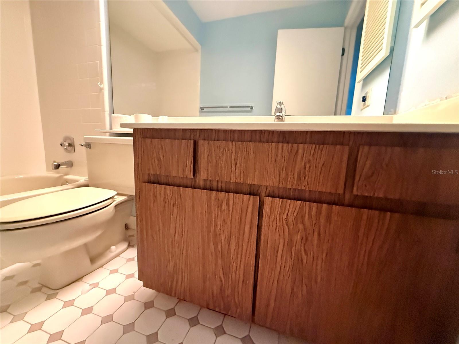 8111 Bugle Ct #2 Property Photo 16