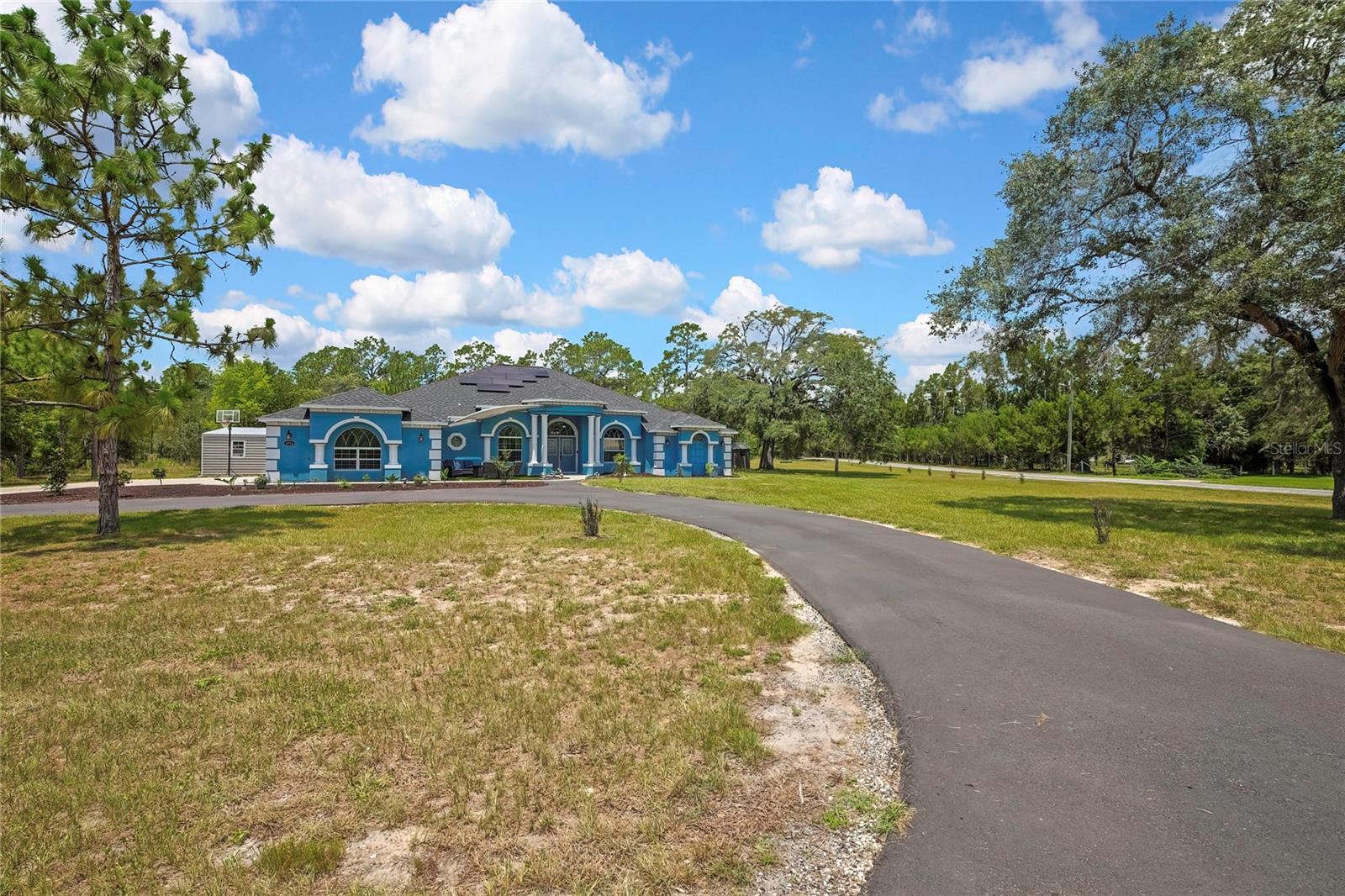 4016 Jacaranda Cir Property Photo 4