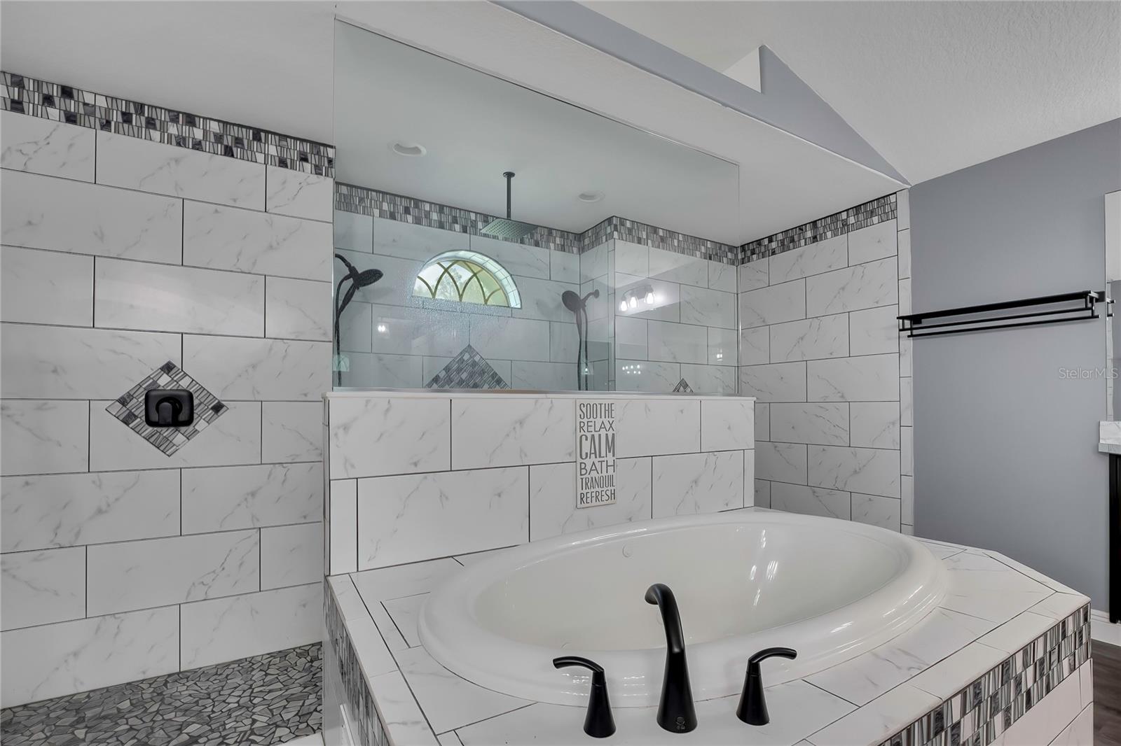 4016 Jacaranda Cir Property Photo 40