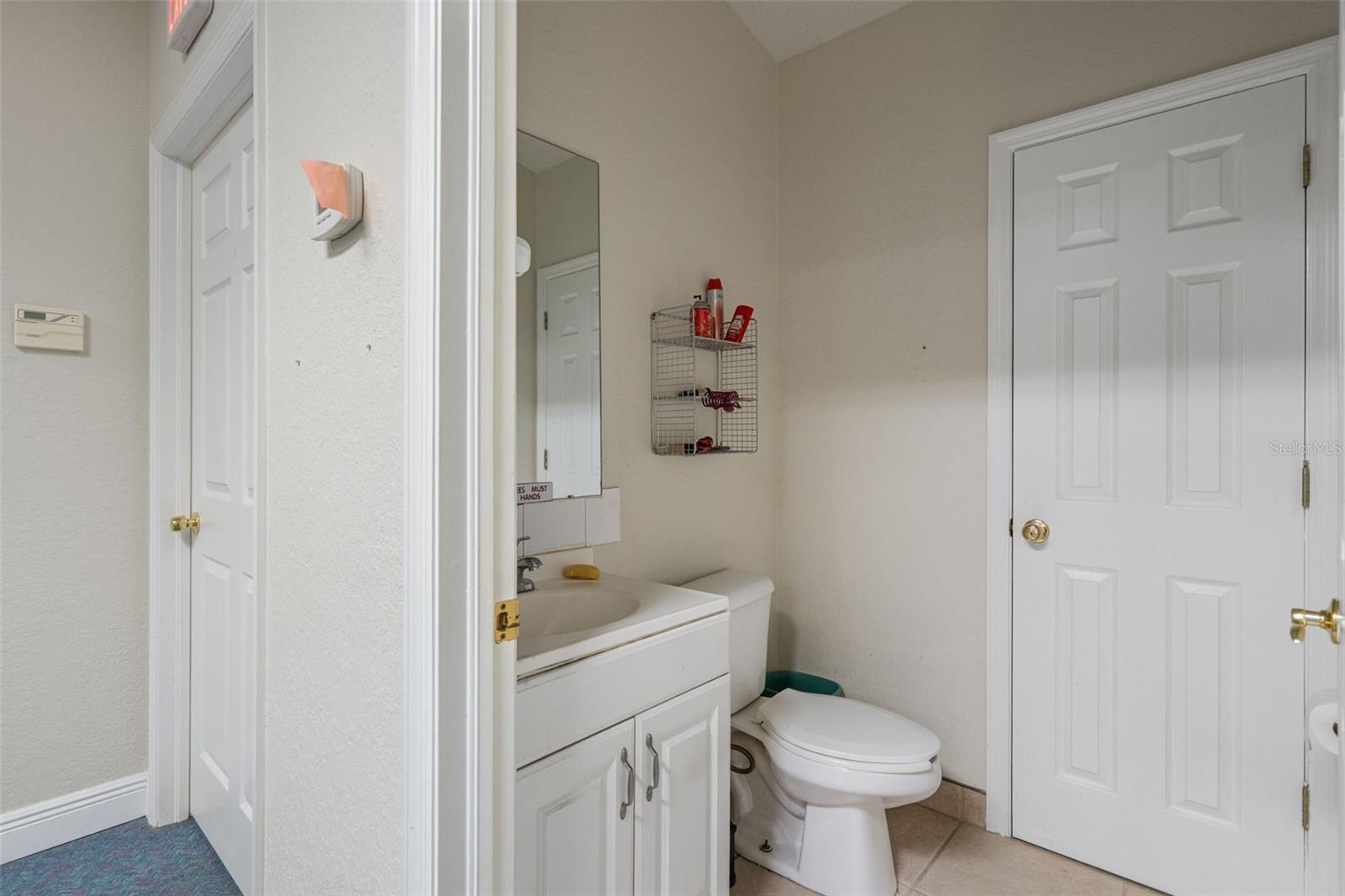 1377 Deltona Blvd Property Photo 15