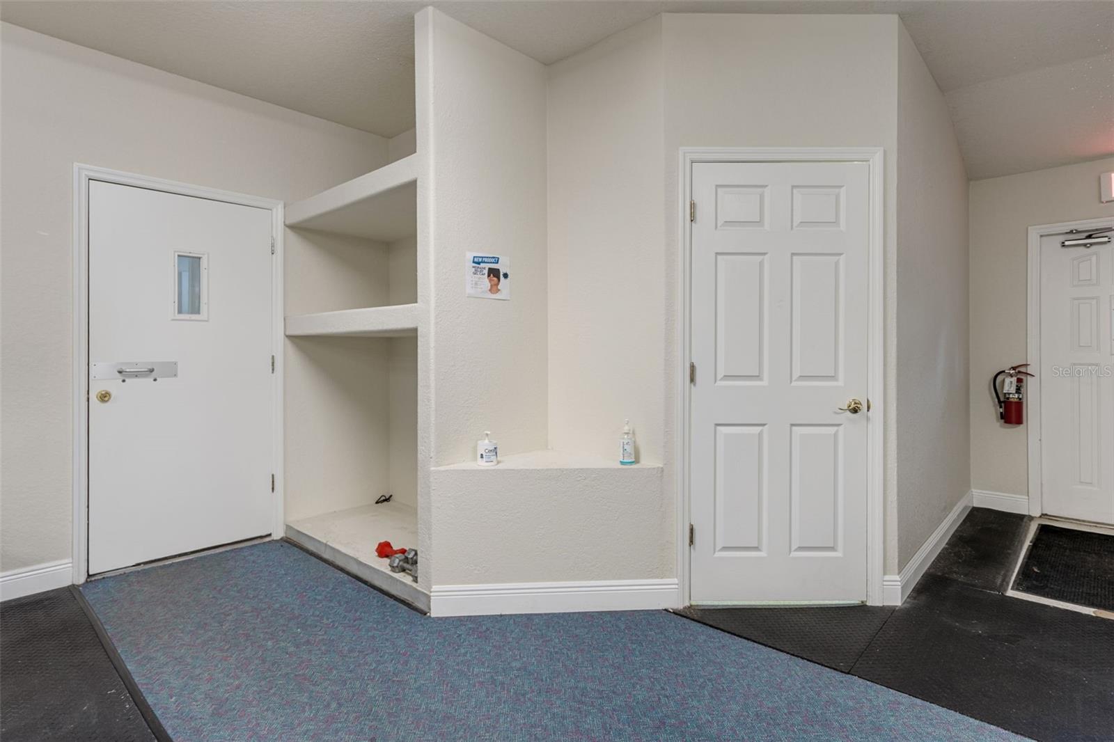 1377 Deltona Blvd Property Photo 17