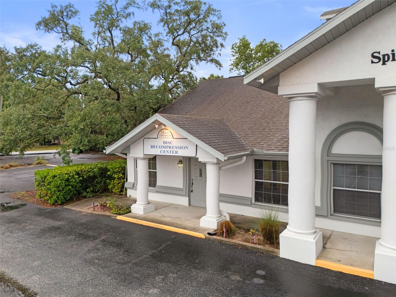 1377 Deltona Blvd Property Photo 22