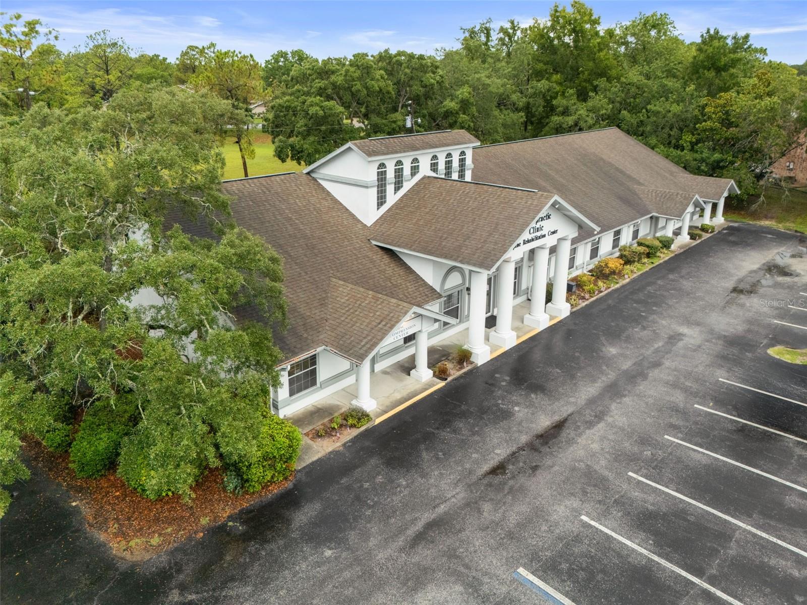 1377 Deltona Blvd Property Photo 24