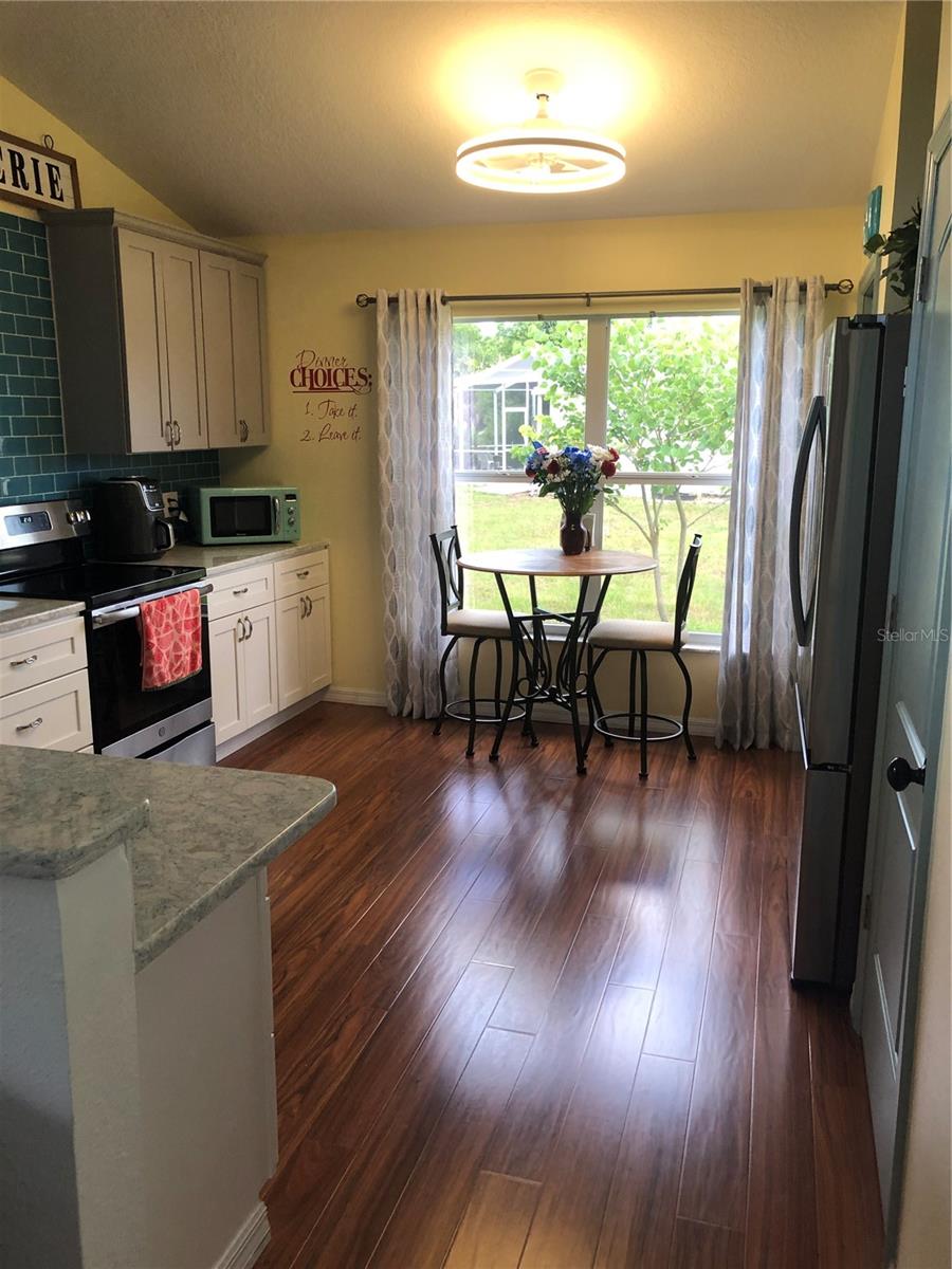 10125 Peoples Loop Property Photo 9