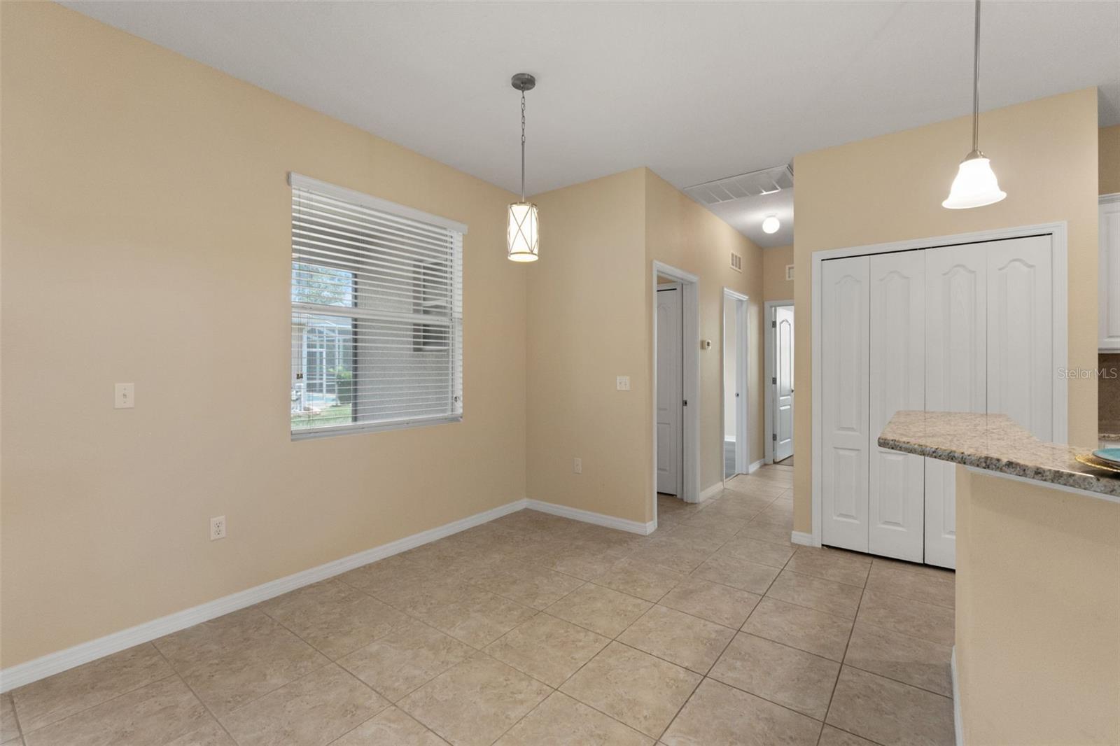 13589 Hunters Point St Property Photo 12