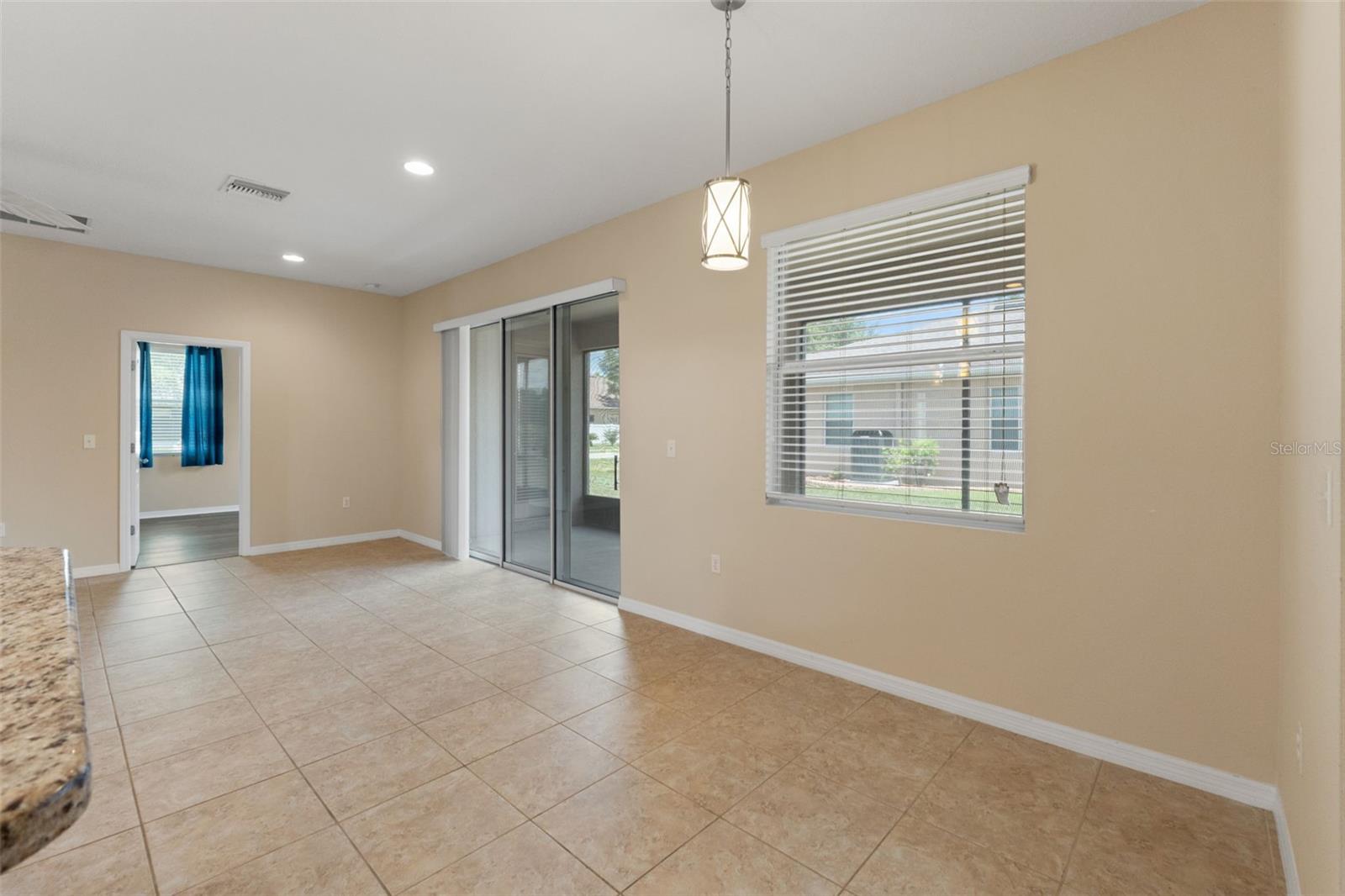 13589 Hunters Point St Property Photo 13