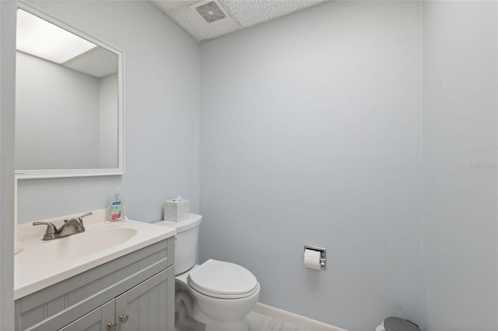 2101 Indian Rocks Rd S Property Photo 18