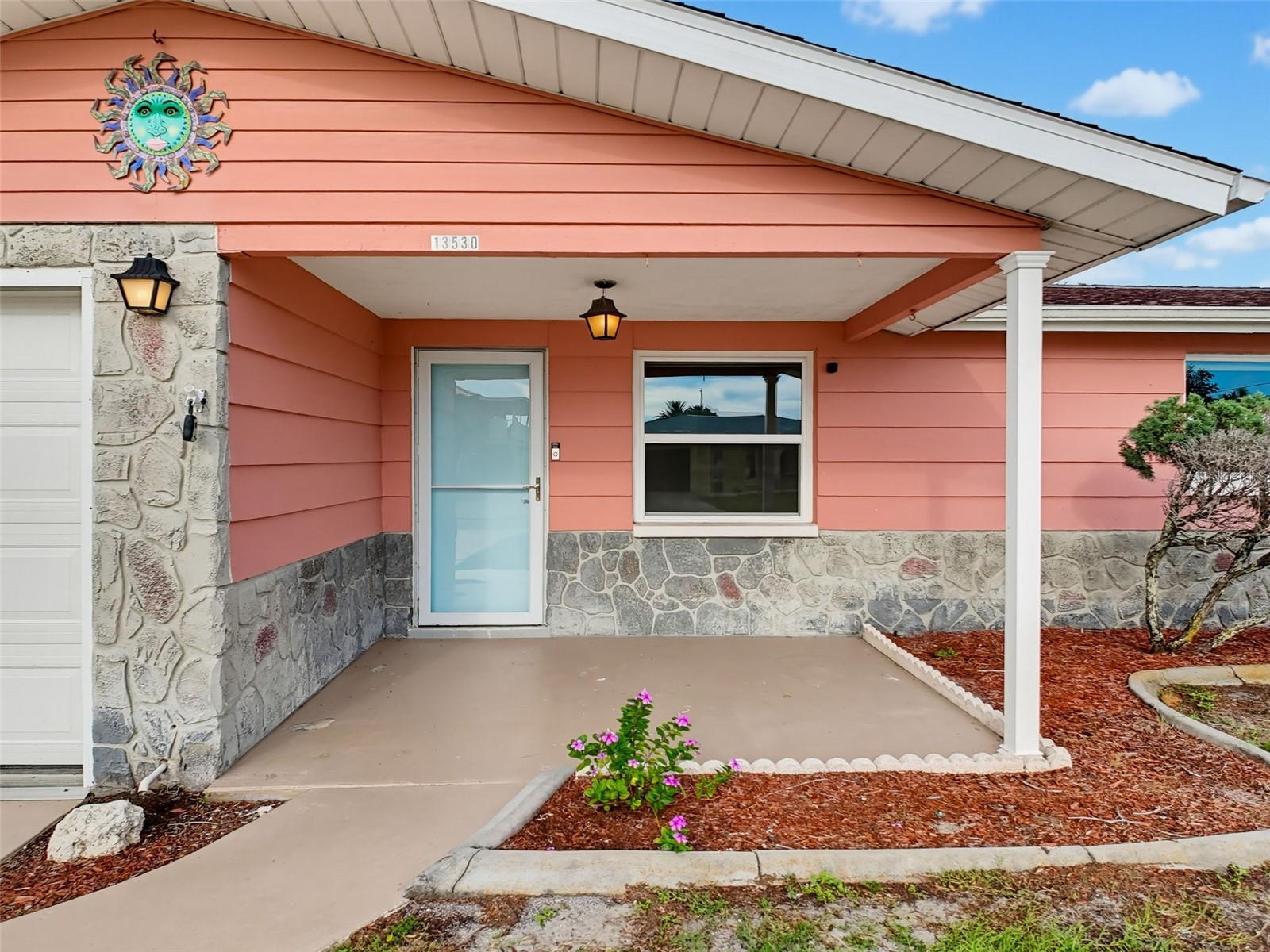 13530 Maria Dr Property Photo 9