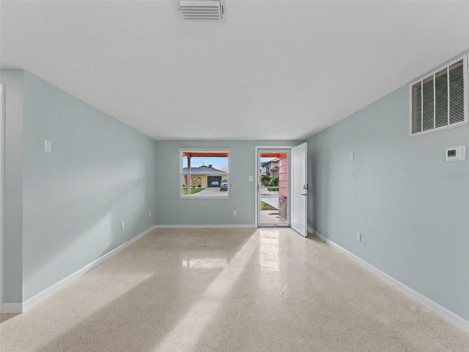 13530 Maria Dr Property Photo 12