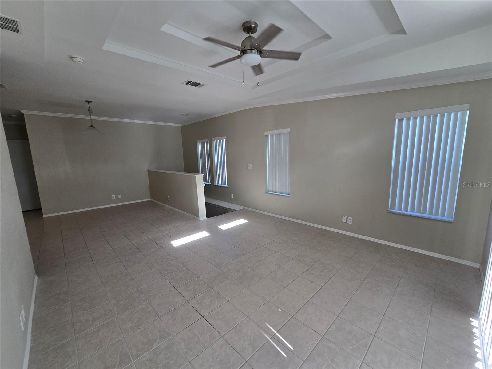 7644 Sailwinds Pass Property Photo 5