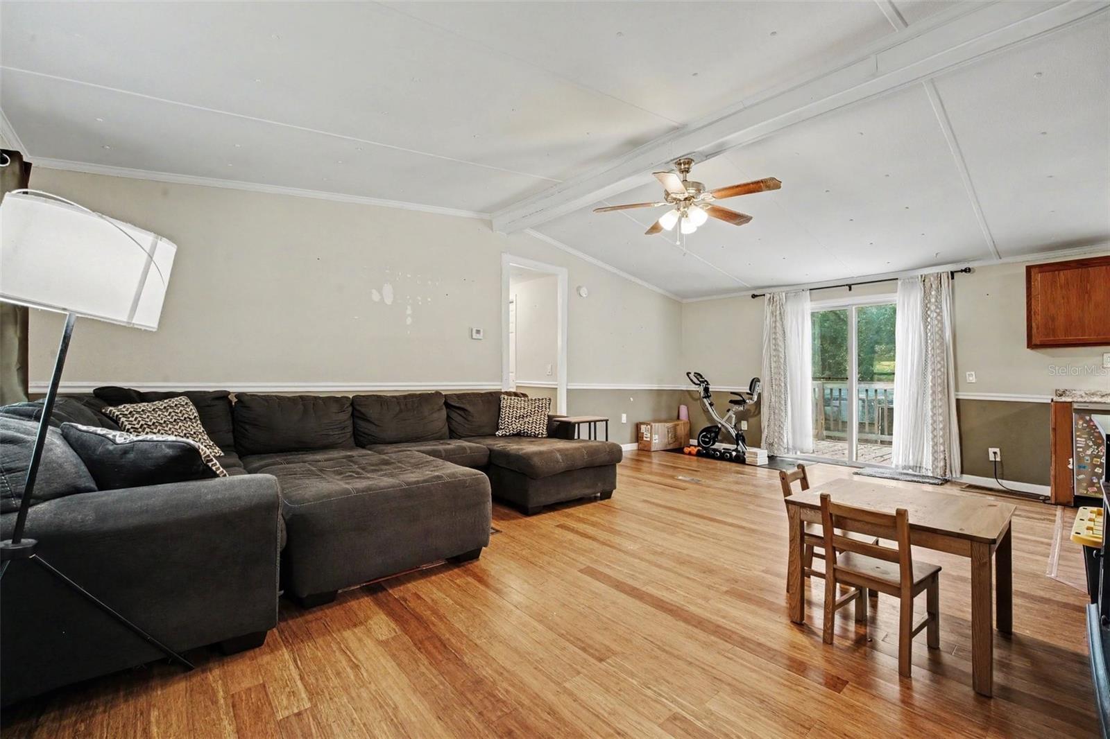 173 Plankton Avenue Property Photo 3