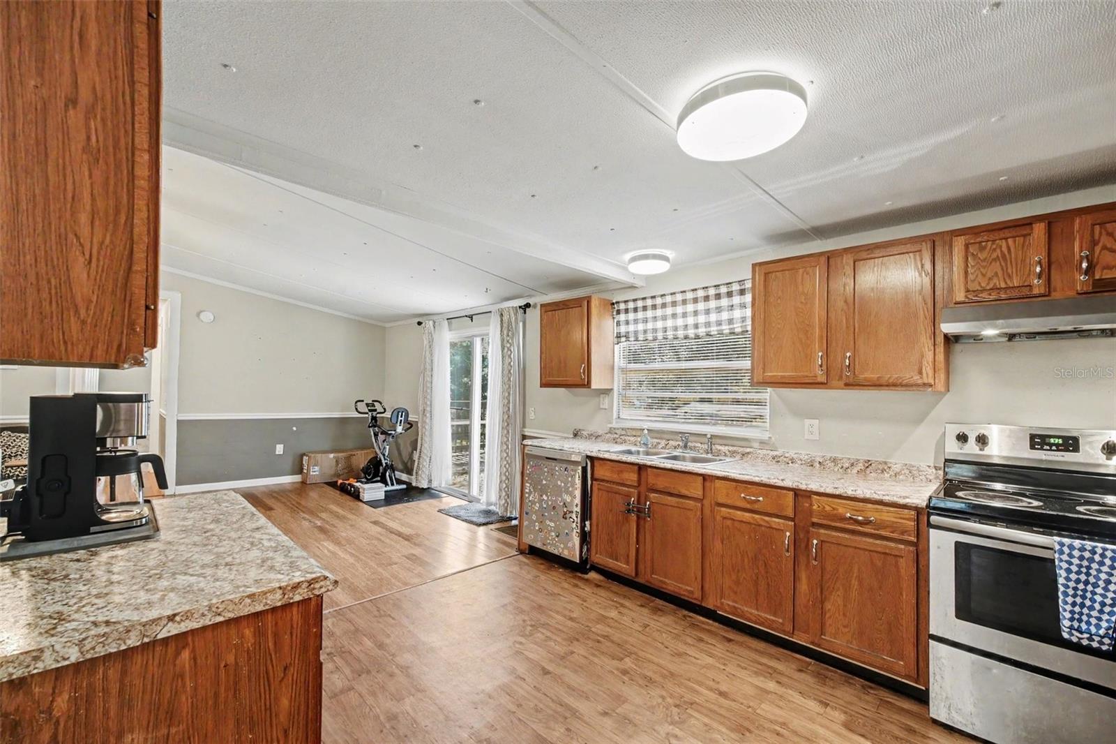173 Plankton Avenue Property Photo 7