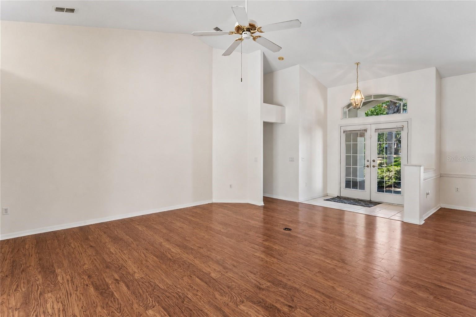 6381 Pinehurst Dr Property Photo 11