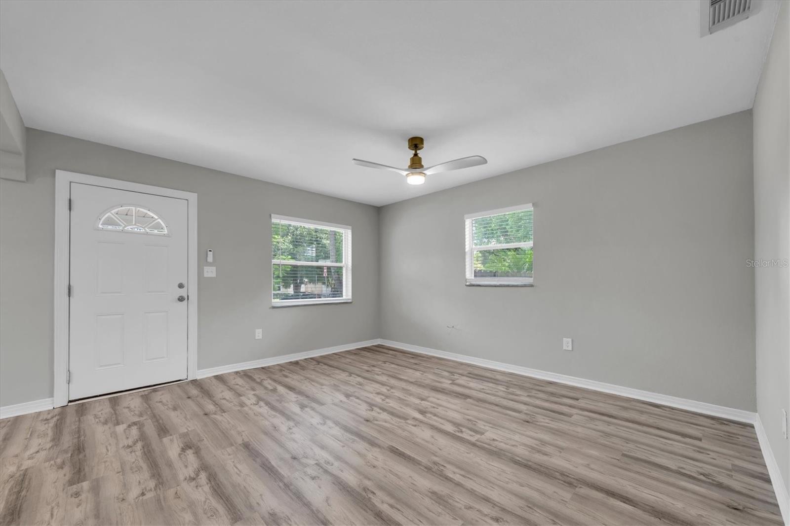 1808 S Club Ct Property Photo 5