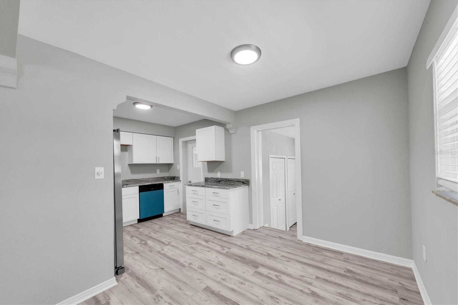 1808 S Club Ct Property Photo 8