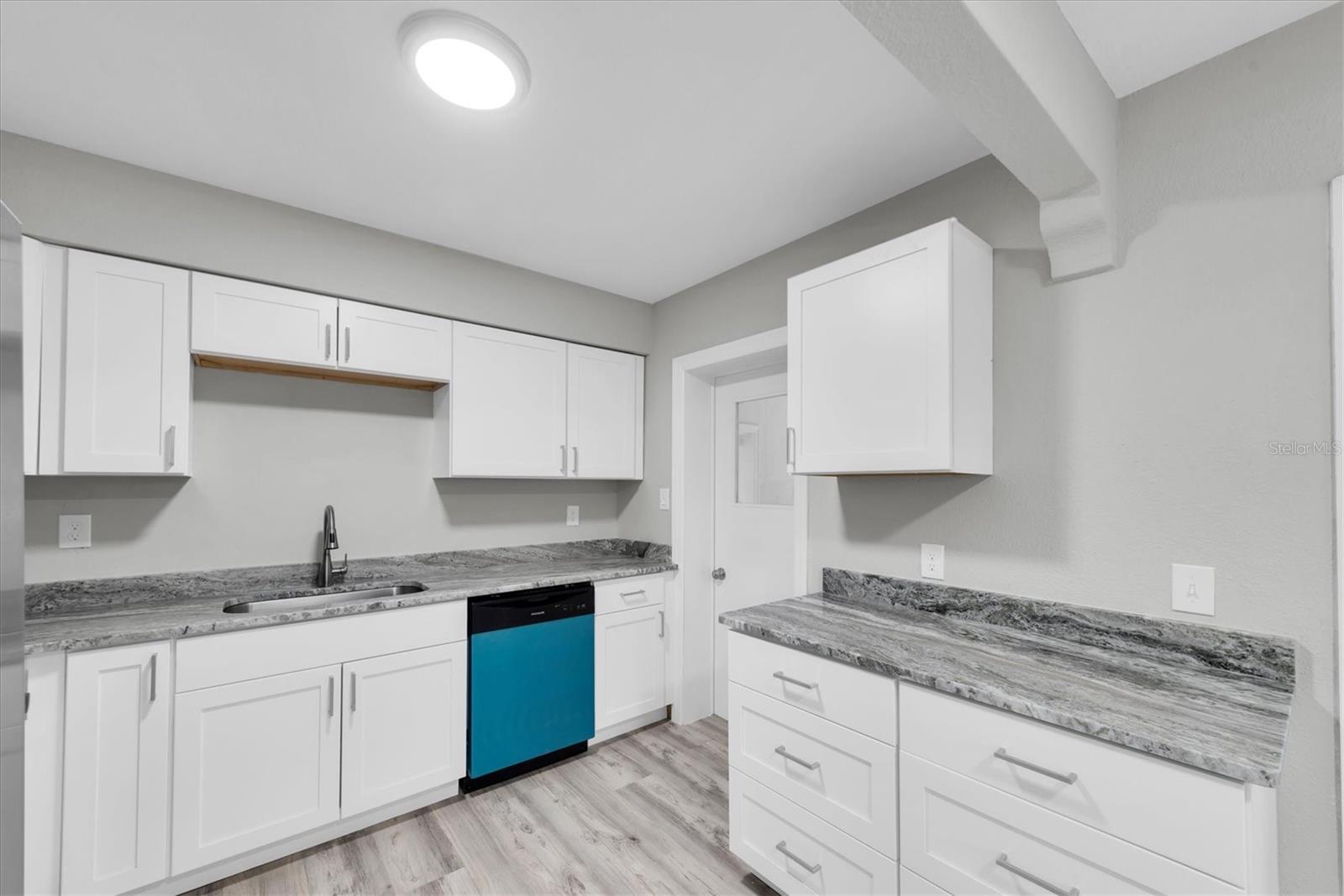 1808 S Club Ct Property Photo 11