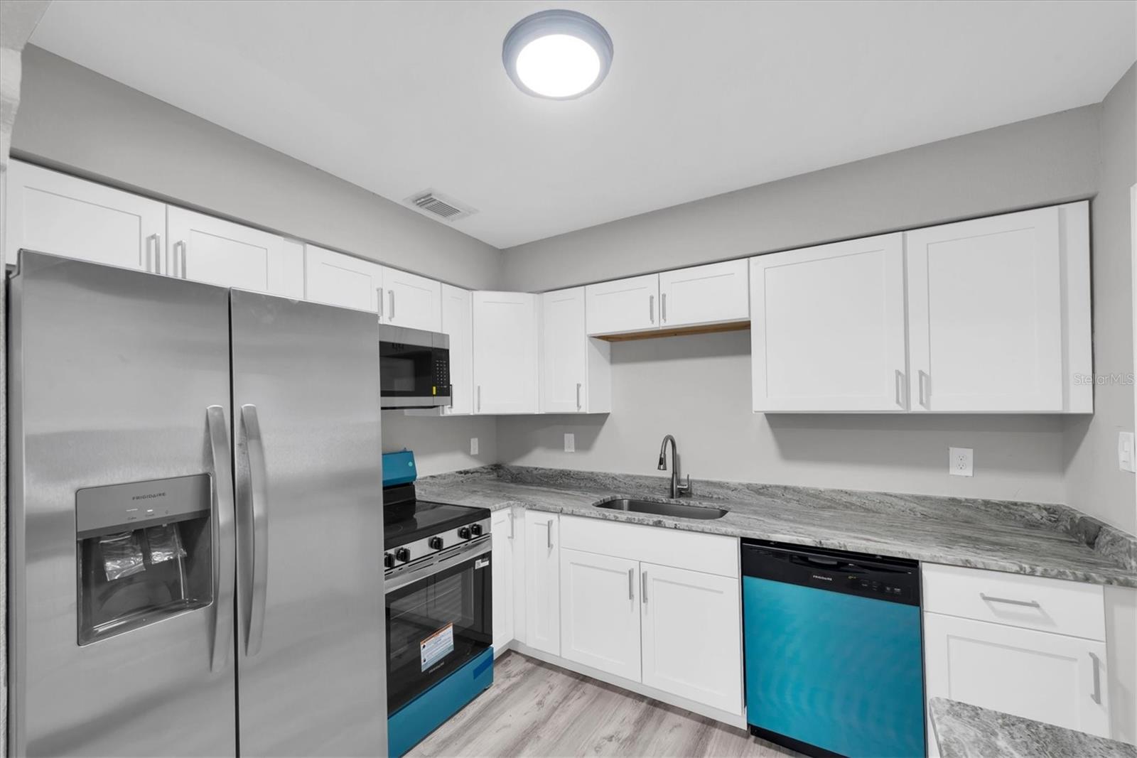1808 S Club Ct Property Photo 13