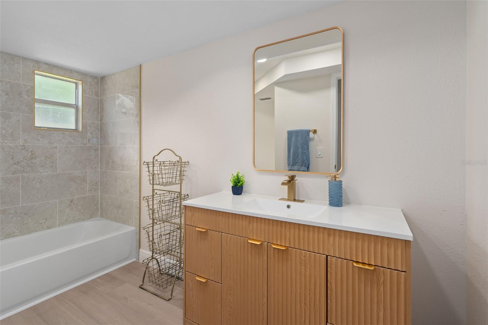 8643 Woodbridge Dr Property Photo 15