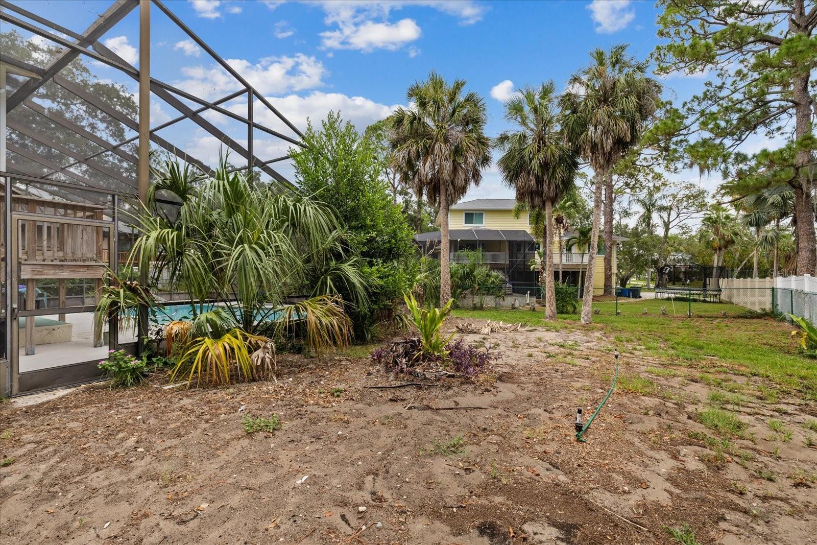 1410 Riverside Dr Property Photo 67