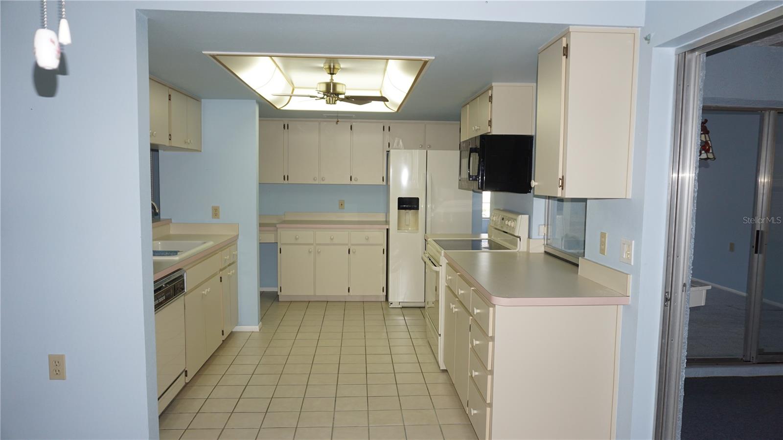 10512 Tapestry Dr Property Photo 6