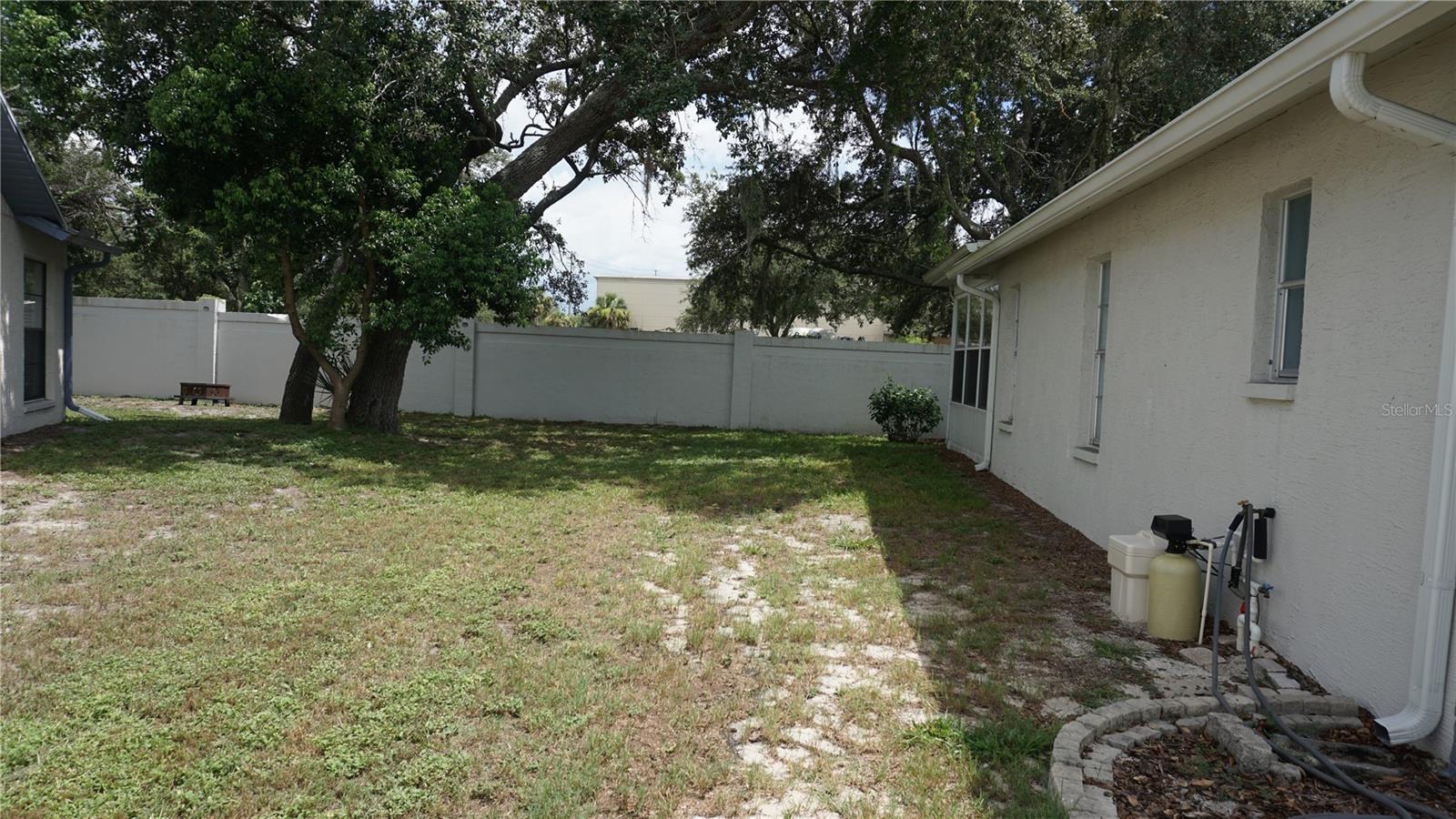 10512 Tapestry Dr Property Photo 33