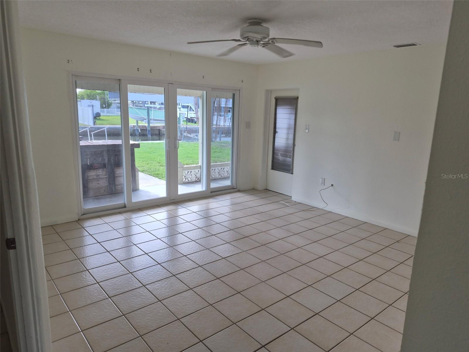 13934 Sommers Ave Property Photo 6