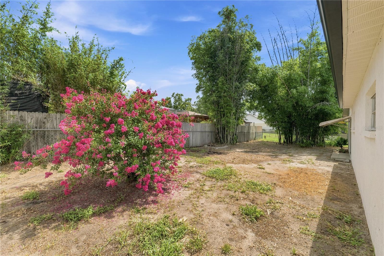 7819 Royal Stewart Dr Property Photo 36