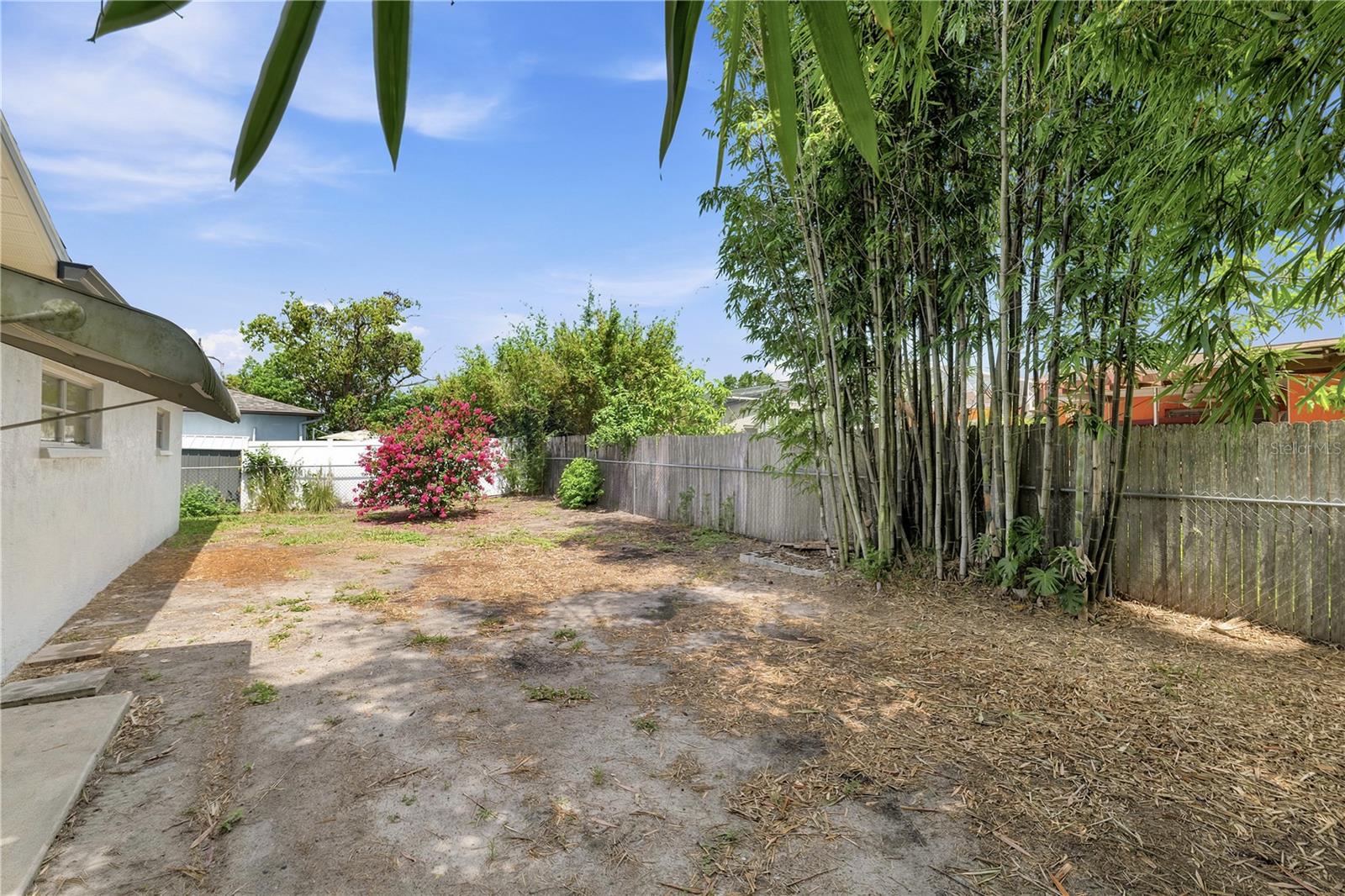 7819 Royal Stewart Dr Property Photo 37
