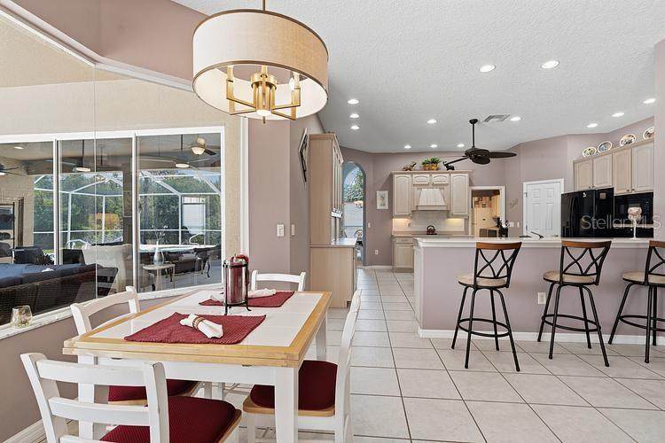 10470 Ramble Ridge Ct Property Photo 24