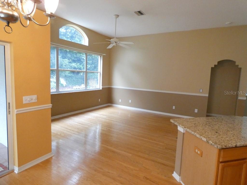 6200 Ashfield Pl Property Photo 11