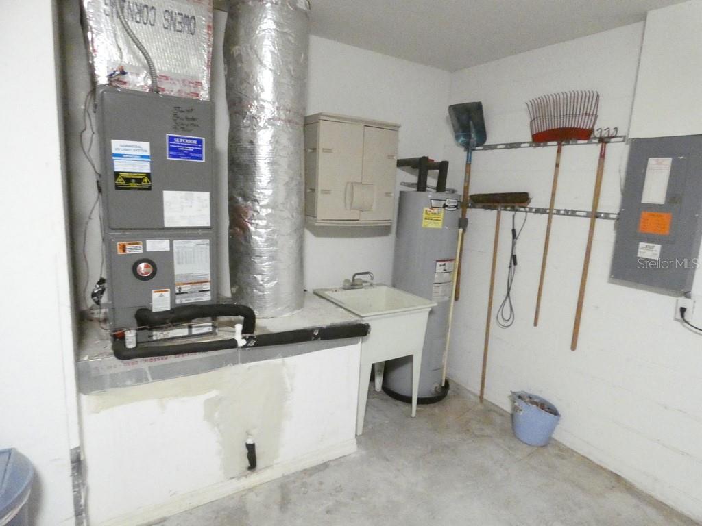 6200 Ashfield Pl Property Photo 36