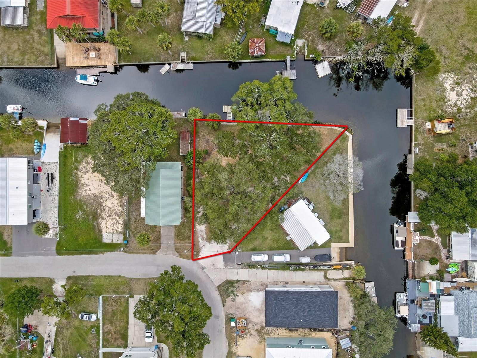 6134 Island Dr Property Photo 3
