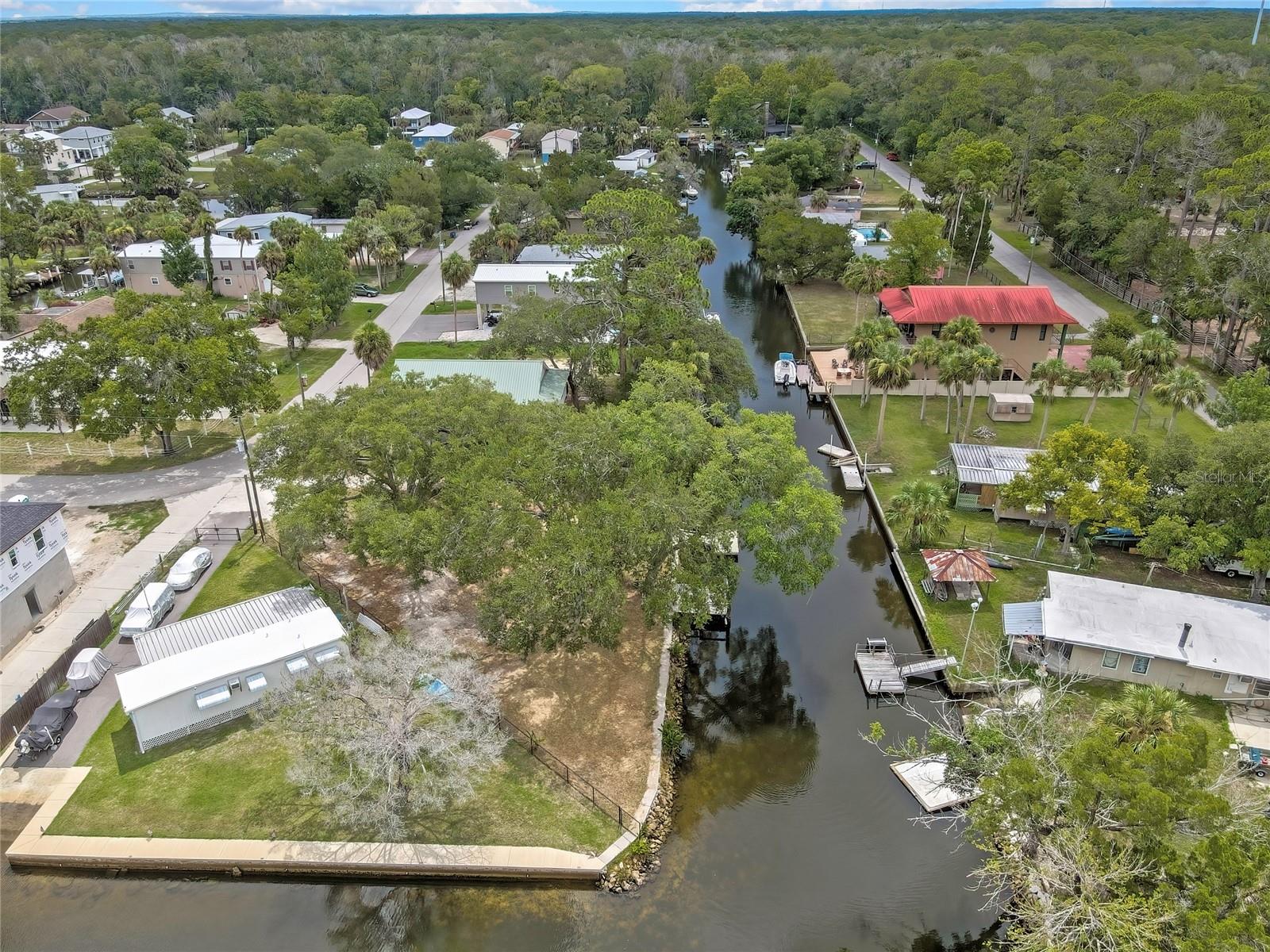 6134 Island Dr Property Photo 4