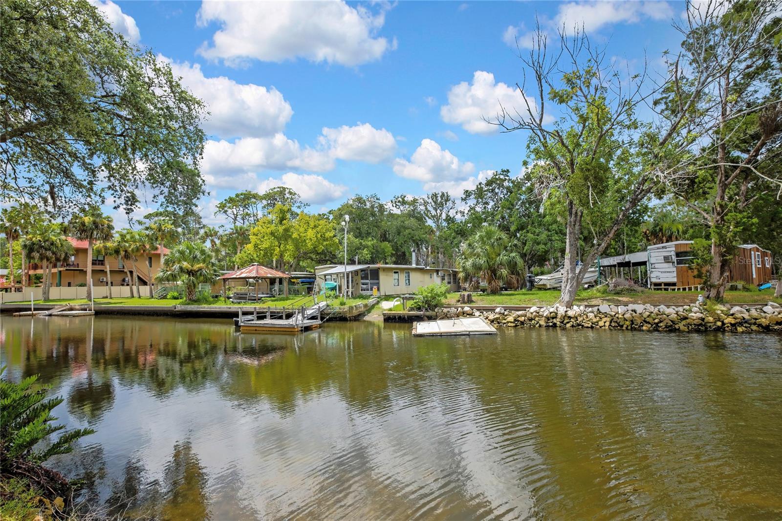 6134 Island Dr Property Photo 6