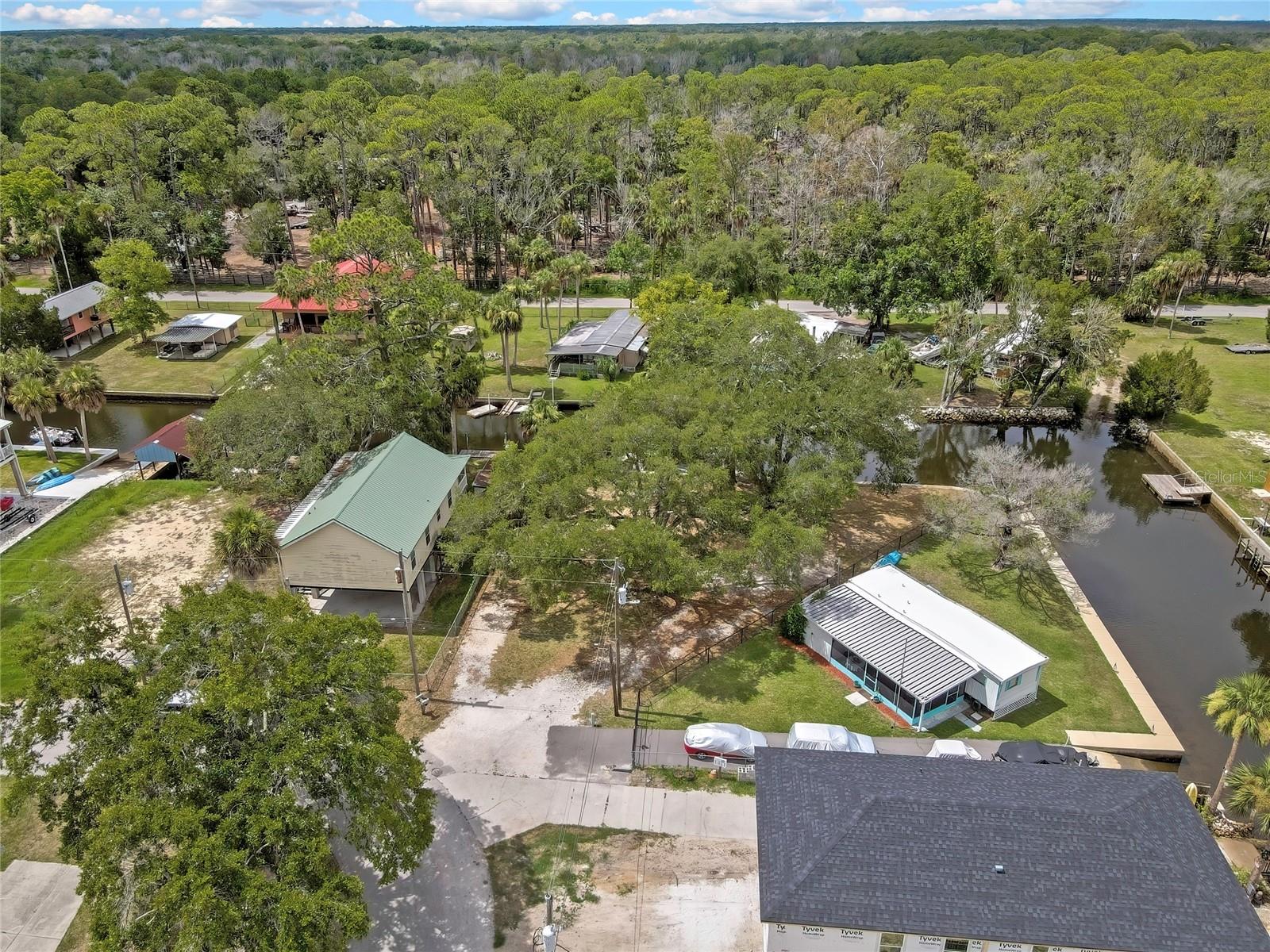 6134 Island Dr Property Photo 15