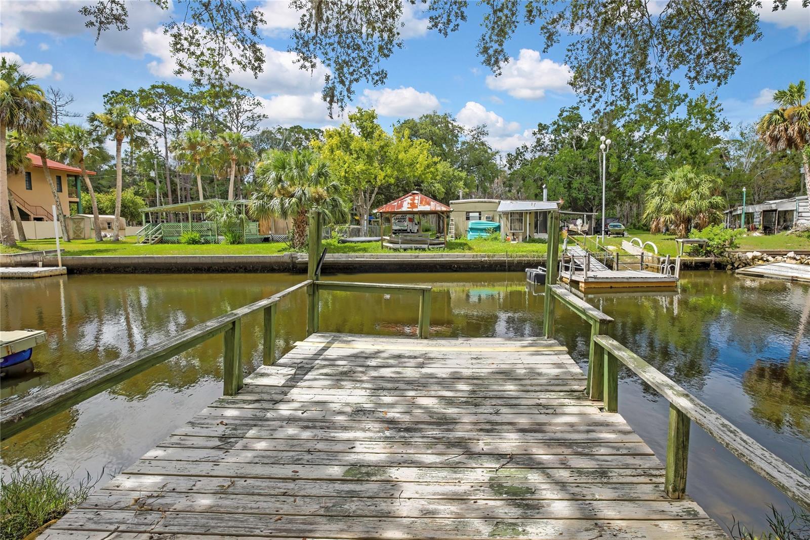 6134 Island Dr Property Photo 19