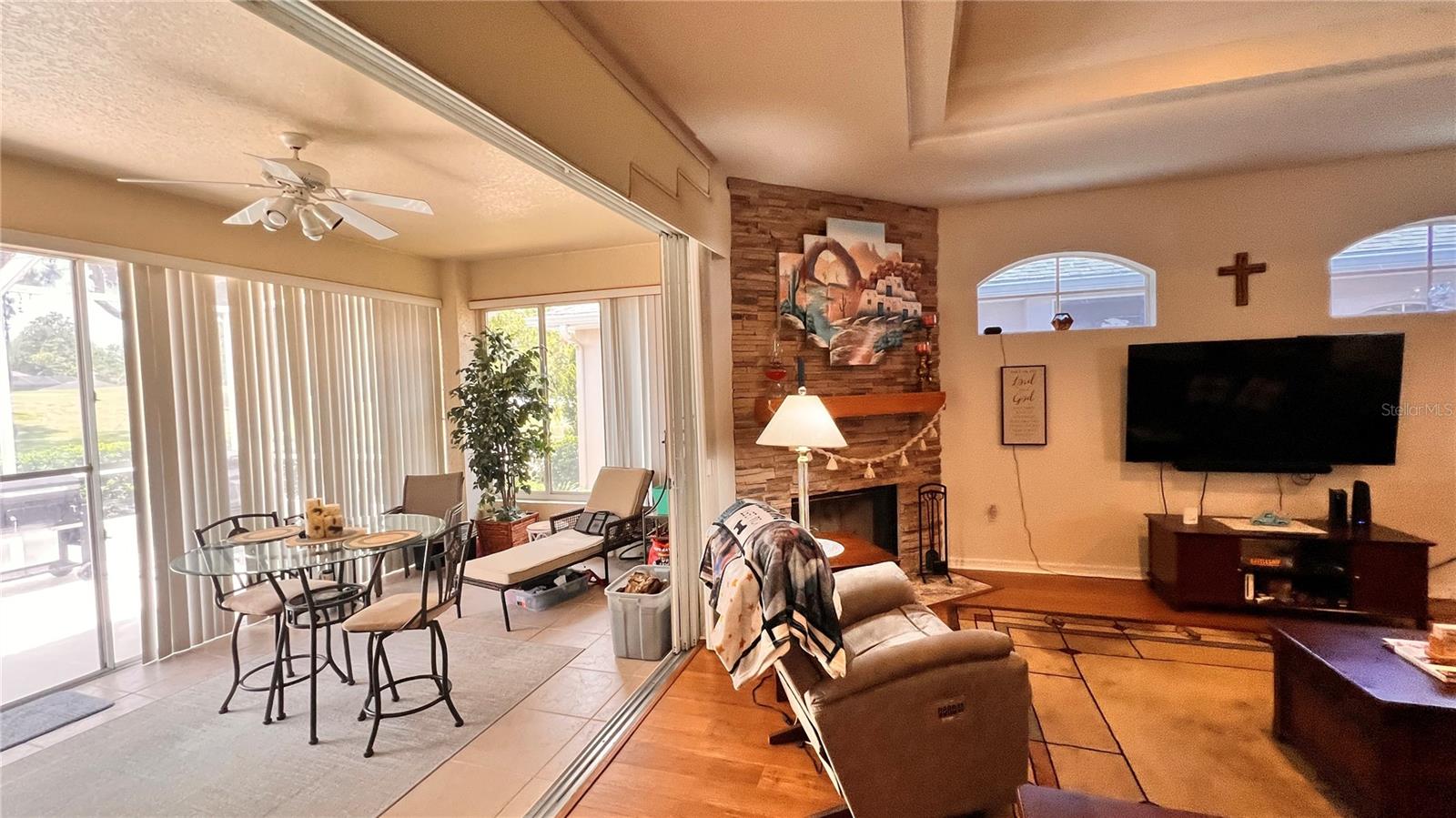 5561 Legend Hills Ln Property Photo 12