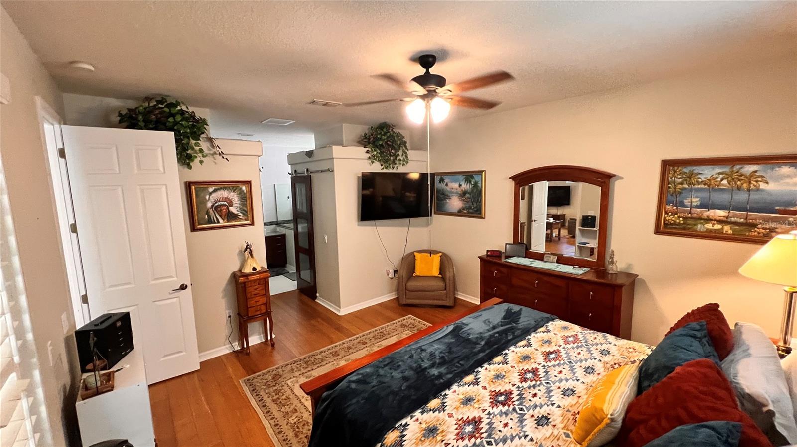 5561 Legend Hills Ln Property Photo 32