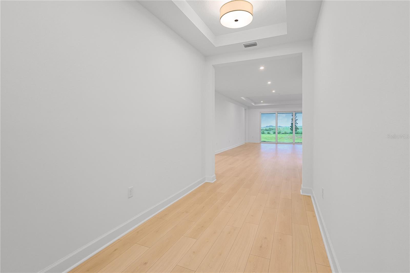 1615 Bellagio Loop Property Photo 2
