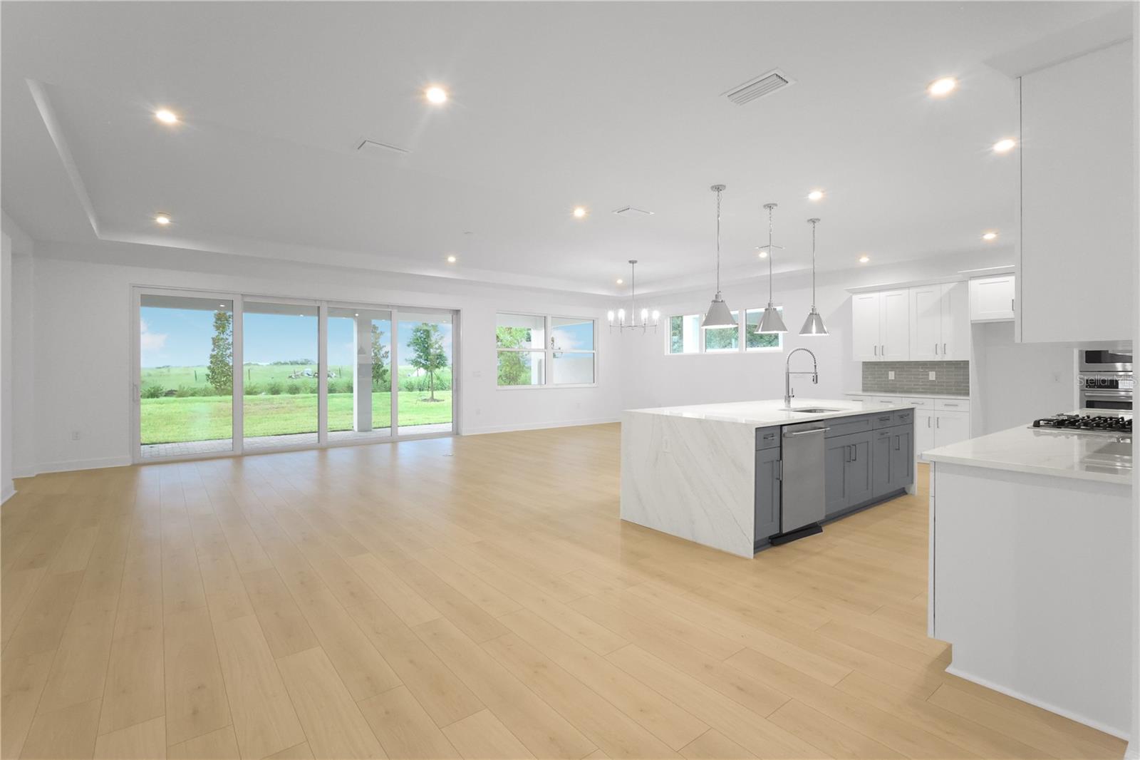 1615 Bellagio Loop Property Photo 9