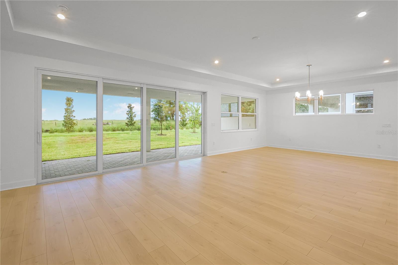 1615 Bellagio Loop Property Photo 11