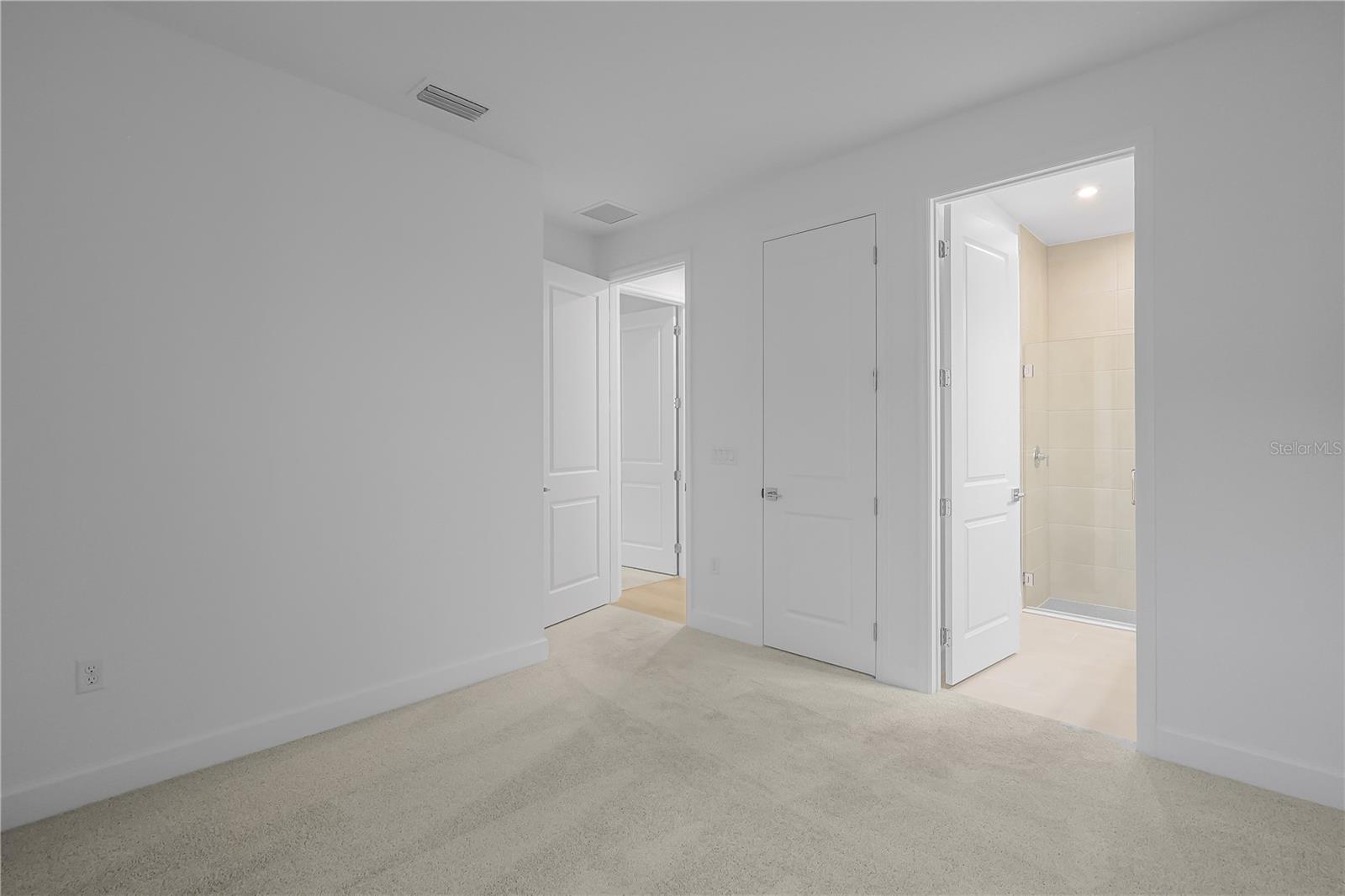 1615 Bellagio Loop Property Photo 20