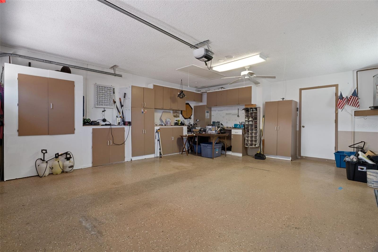 7196 Crown Oaks Dr Property Photo 34