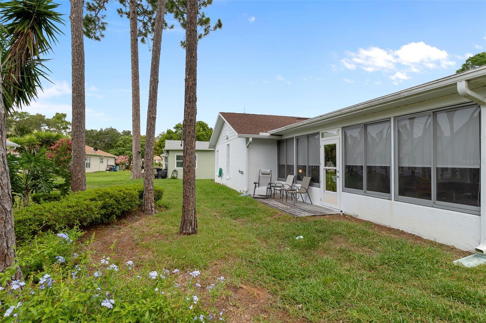 7196 Crown Oaks Dr Property Photo 36