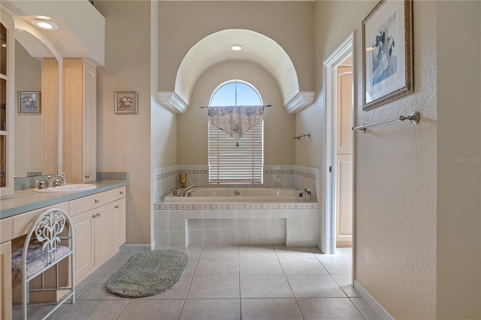 6132 Krista Dr Property Photo 43
