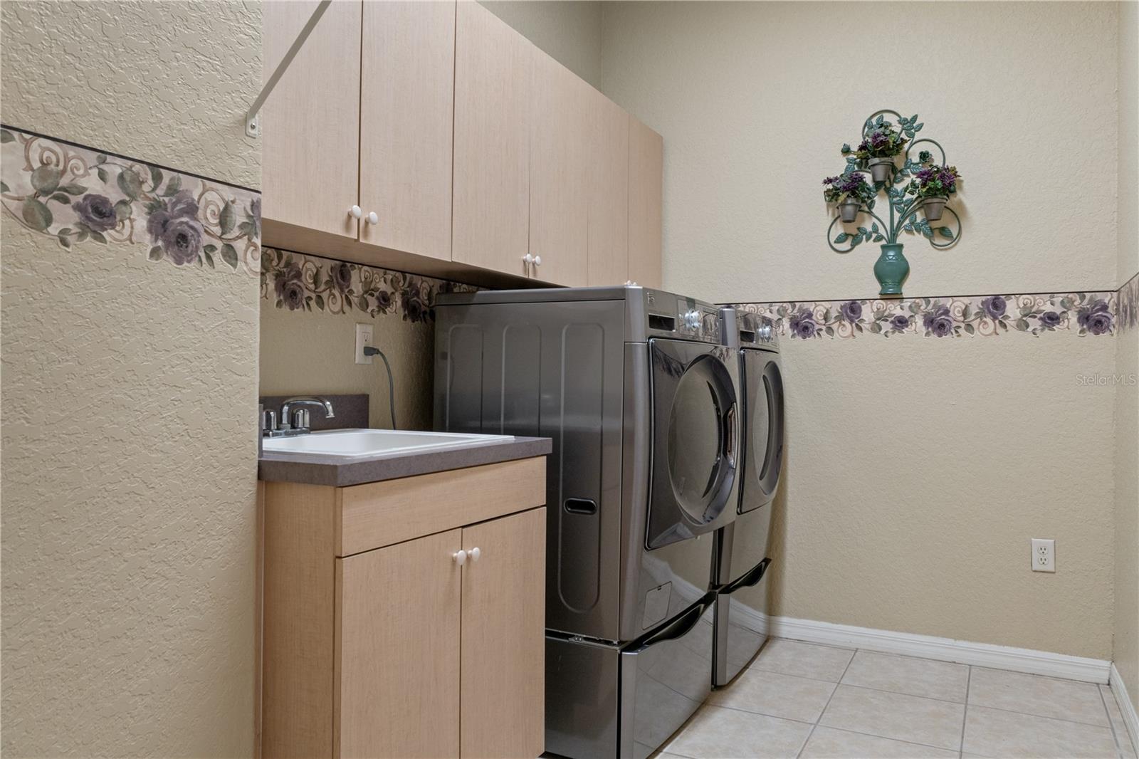 6132 Krista Dr Property Photo 52